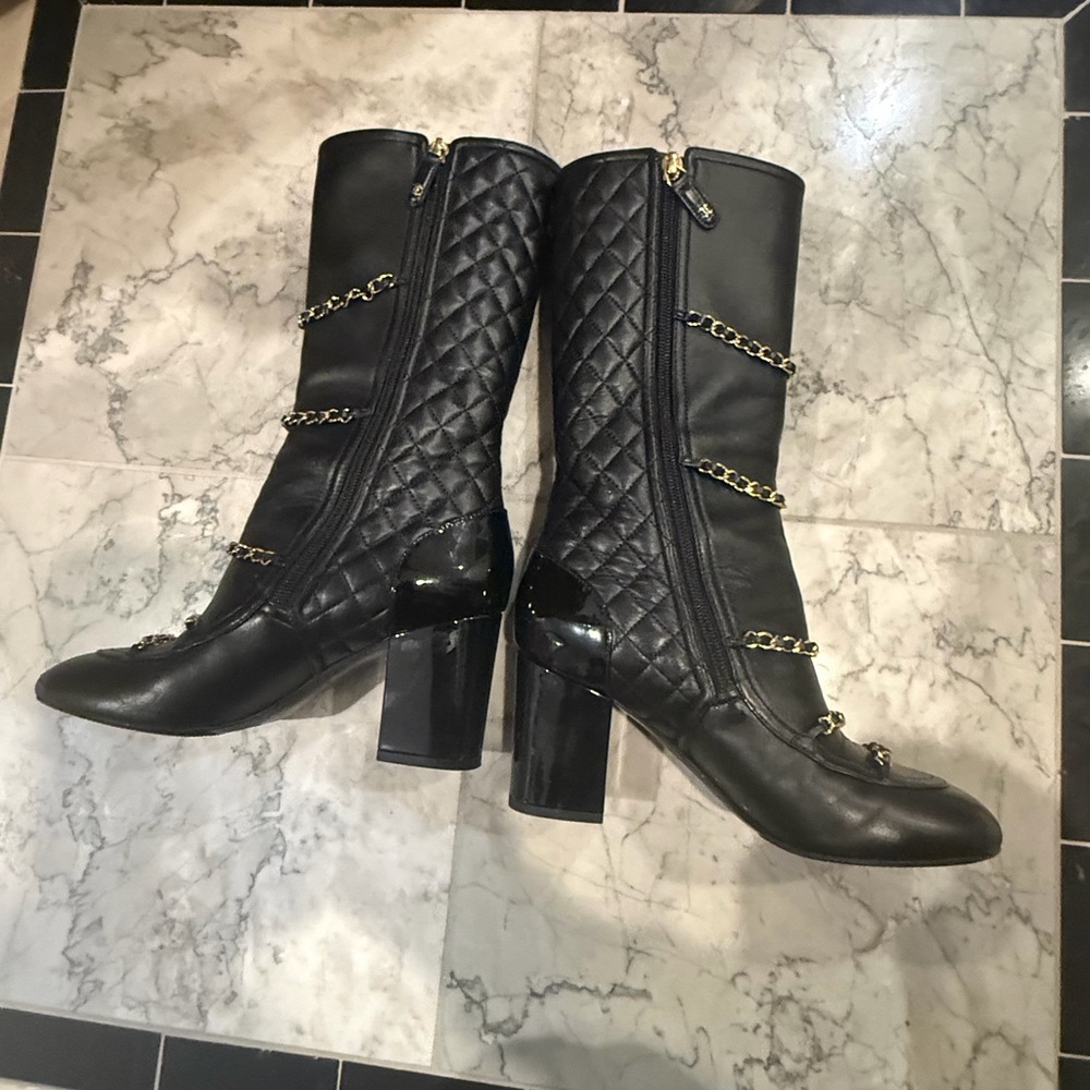 CHANEL Black Quilted Heeled Boots with Gold Accents- 37.5 - Picture 15 of 15